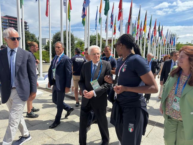 mattarella al villlaggio olimpico